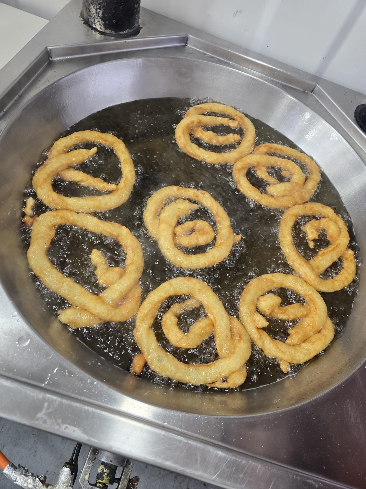 Churros en el aceite